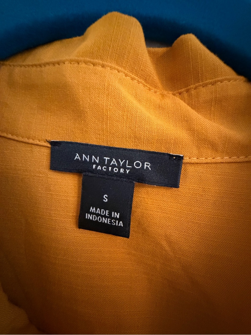 Ann Taylor Sleeveless Blouse - Mustard, New Without Tags, size S - Picture 2 of 3
